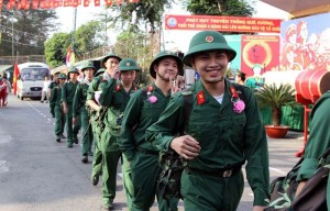 /assets/news/2020_02/quang-canh-len-duong-lam-nghia-vu.jpg