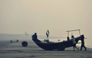 /assets/news/2020_06/chiec-thuyen-ngoai-xa.jpg