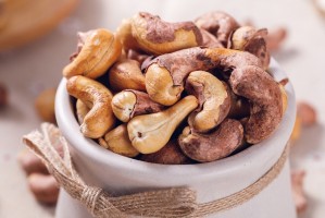 Giải Địa lí 7 sách Chân trời, bài 4: Liên minh châu Âu
