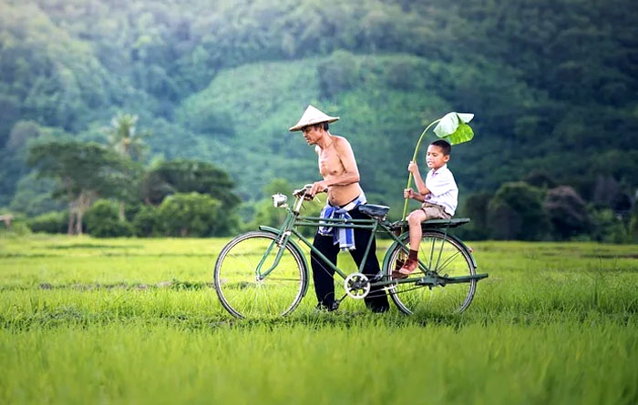 Kể về một người thân của em (kể về bố)