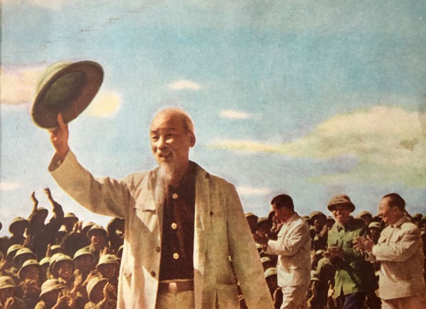 Phân tích tác phẩm: Phong cách Hồ Chí Minh - Lê Anh Trà