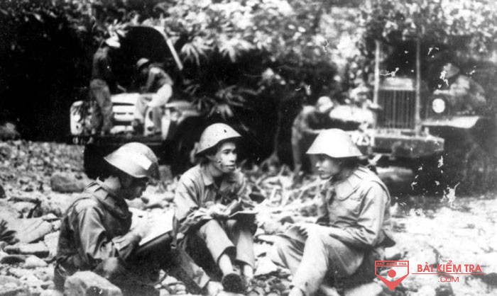 Tiểu đội Xe Không Kính
