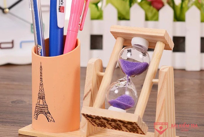 Thuyết trình mô hình sản phẩm tham dự cuộc thi sáng tạo thanh thiếu niên nhi đồng