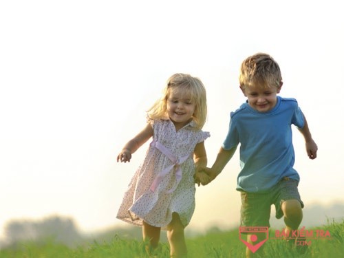 Cảm nhận về tình cảm anh chị em trong gia đình